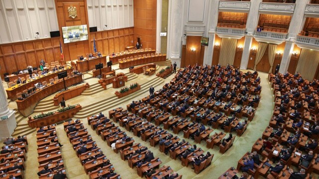 Noul Parlament își preia mandatul. Vom avea 465 de deputați și senatori - Imaginea 5