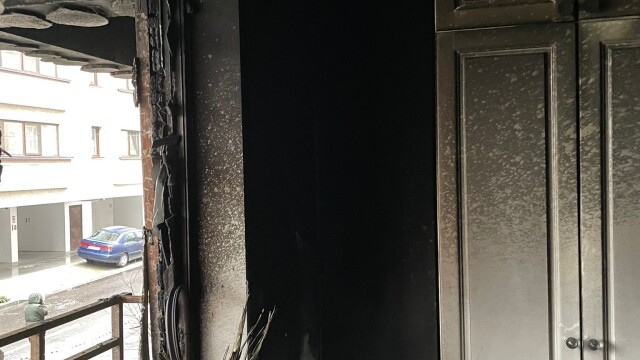 Majoritatea locatarilor blocului din Constanța mistuit de flăcări nu au și bunurile asigurate. Au pierdut munca de-o viață - Imaginea 21