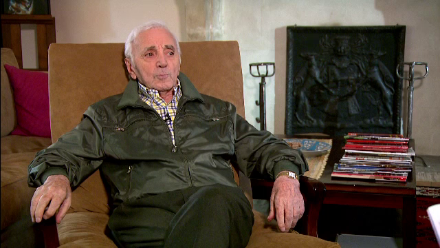 Prima amintire a marelui artist Charles Aznavour despre Romania. 