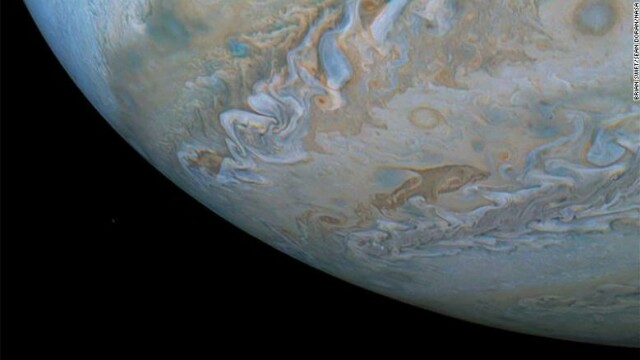 Noi imagini spectaculoase de pe Jupiter. Ce au descoperit cercetătorii NASA - Imaginea 2