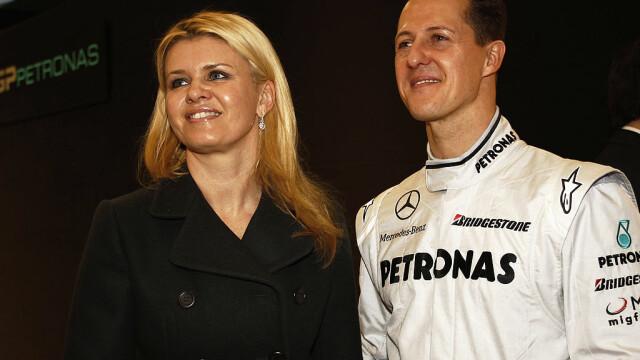 Michael Schumacher împlineşte 52 de ani. Au trecut peste 7 ani de la accidentul de schi - Imaginea 10