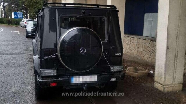 Un bărbat a rămas fără un Mercedes-Benz de aproape 100.000 de euro la granița cu Bulgaria - Imaginea 2