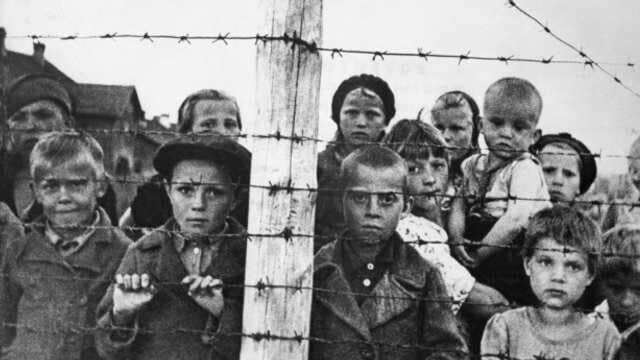 77 de ani de la eliberarea lagărului de concentrare Auschwitz. Imagini tulburătoare cu prizonierii - Imaginea 2