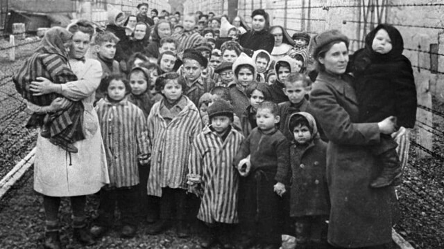 77 de ani de la eliberarea lagărului de concentrare Auschwitz. Imagini tulburătoare cu prizonierii - Imaginea 7