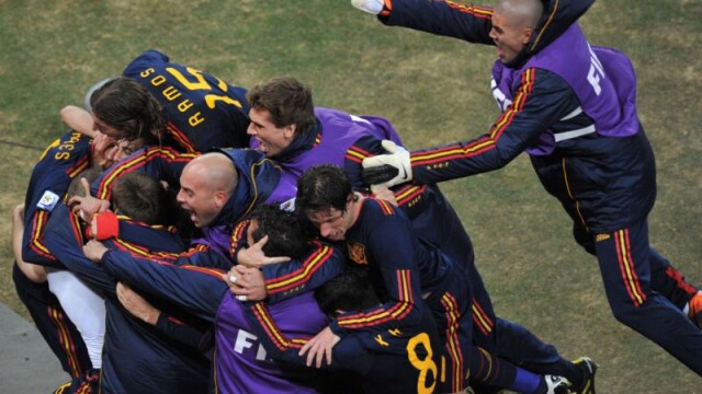 Fiesta in Spania! Ibericii au castigat pentru prima oara Cupa Mondiala! - Imaginea 23