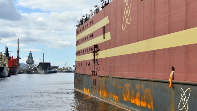 Rusia trimite în larg controversata navă numită ”Cernobîl plutitor”. GALERIE FOTO - Imaginea 13