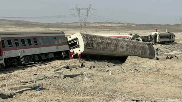 VIDEO. Un tren a deraiat în Iran. Cel puțin 22 oameni au murit, iar 80 au fost răniți - Imaginea 2
