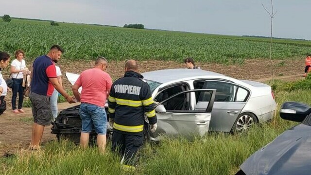 Ce s-a găsit în mașina șoferului care a murit în accidentul din Buzău și a provocat moartea unui copil - Imaginea 3
