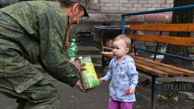 Imagini dramatice. Cum arată cea mai fierbinte zonă a războiului din Ucraina GALERIE FOTO - Imaginea 6