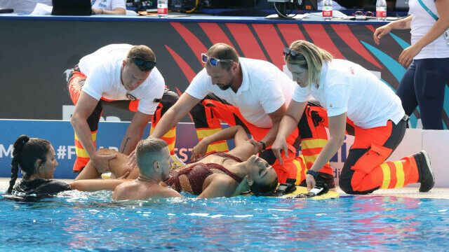 Americanca Anita Alvarez a leșinat în bazin, în timpul Campionatului Mondial de natație | GALERIE FOTO - Imaginea 6