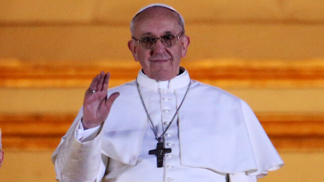 Jorge Bergoglio e Papa Francisc. Povestea cardinalulului remarcat prin modestie si conservatorism - Imaginea 6