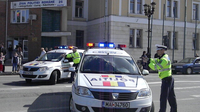 Actiune Ca In Filme Trupele Speciale Au Intervenit In Forta Pe O Strada Din Alba Iulia Stirileprotv Ro