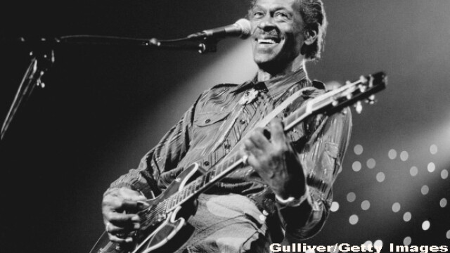 Povestea lui Chuck Berry, simbolul rock-ului. Cum s-a transformat din frizer intr-un model pentru Beatles si Rolling Stones - Imaginea 1