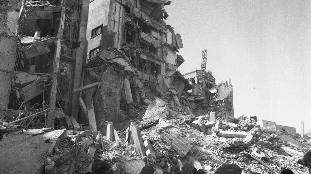 NY Times, despre un cutremur mare în România: ”Cel puțin la fel de multe victime ca în 1977” - Imaginea 5