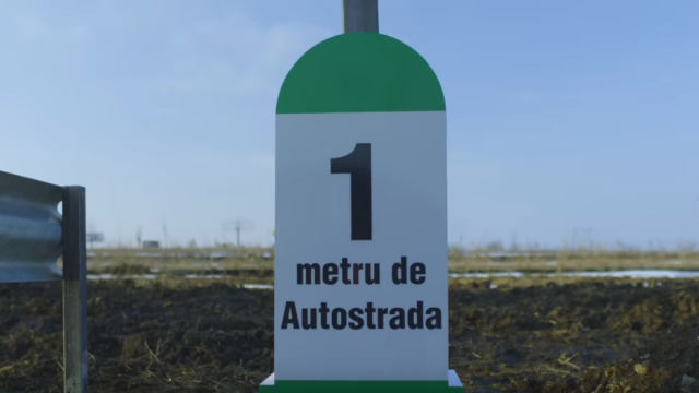 Omul de afaceri care a construit primul metru de autostradă în Moldova primește ajutoare - Imaginea 7