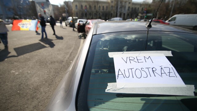 Mii de bucureșteni s-au alăturat mișcării #șîeu. ”Barbu Văcărescu”, blocat. GALERIE FOTO - Imaginea 5