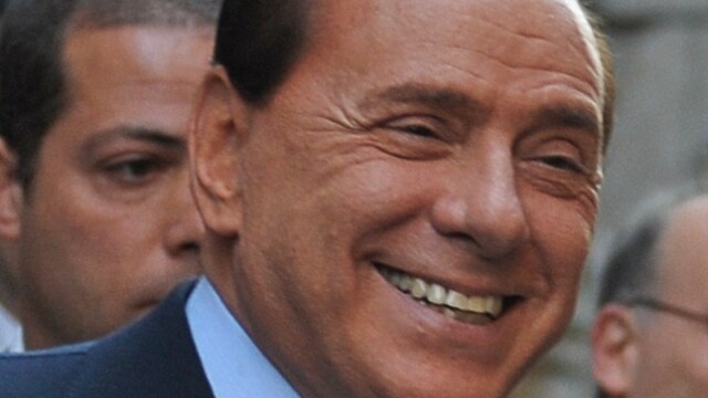 Orgie sexuala in gradina lui Berlusconi! Vezi aici pozele incriminatorii! - Imaginea 1