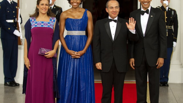 Eva Longoria si Michelle Obama au impresionat la dineul de la Casa Alba - Imaginea 5