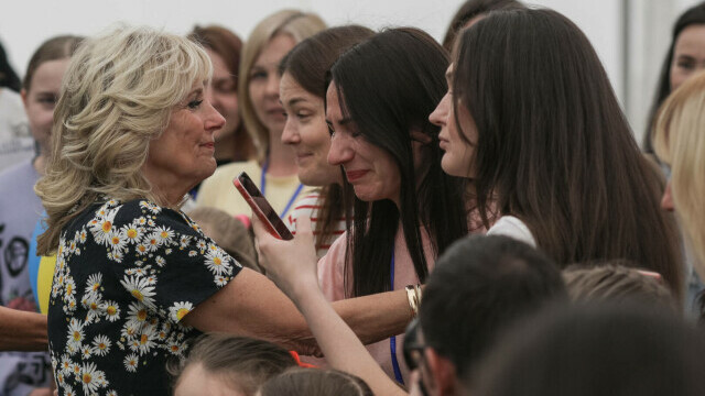 VIDEO | Jill Biden, despre mamele ucrainene cu care s-a întâlnit la Bucureşti. „Cred că voi sunteţi cele uimitoare” - Imaginea 8