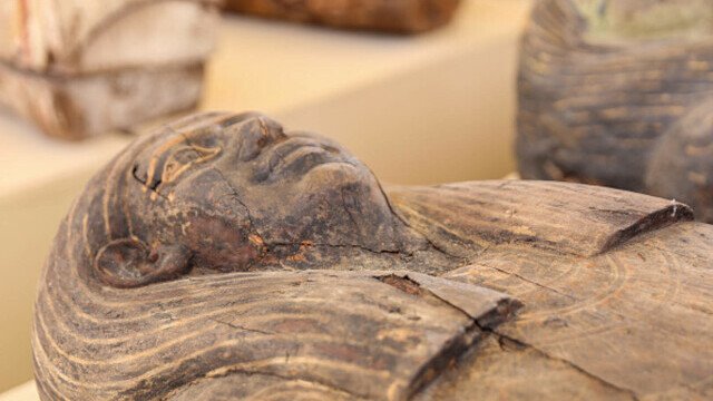 Arheologii au deschis sute de sarcofage din Egipt care au stat închise 2.500 de ani. Ce au găsit în unul dintre ele. FOTO - Imaginea 9