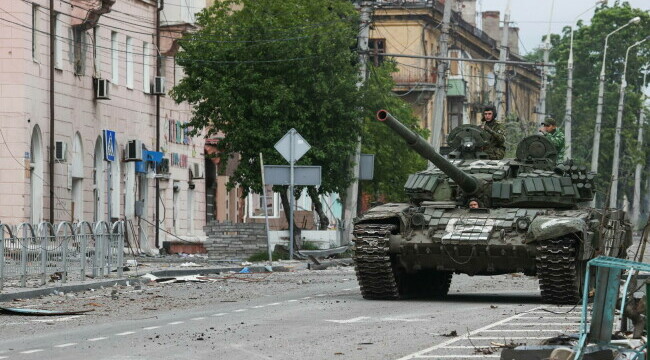 Zelenski: „Rușii pun la cale un masacru în Donbas, încearcă să distrugă orice urmă de viaţă”