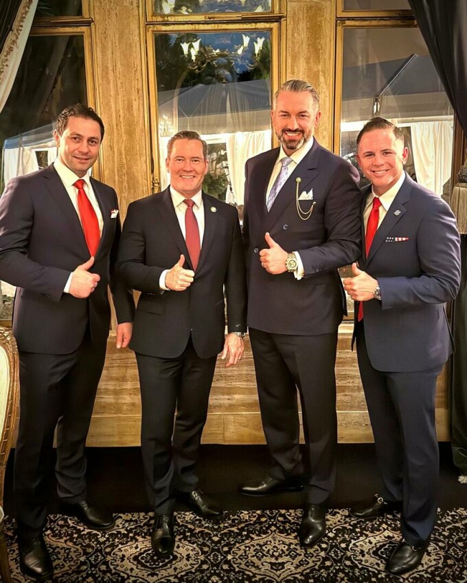 Dragoş Sprînceană și Mike Waltz, la Mar-a-Lago