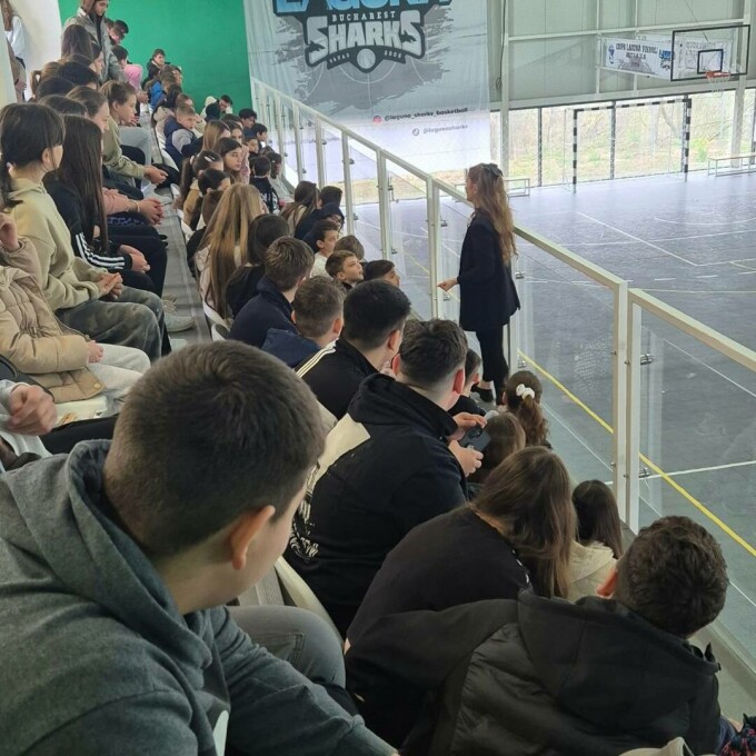 Un spectacol al Teatrului ”Tudor Vianu” din Giurgiu îi învață pe copii cum să lupte împotriva bullying-ului