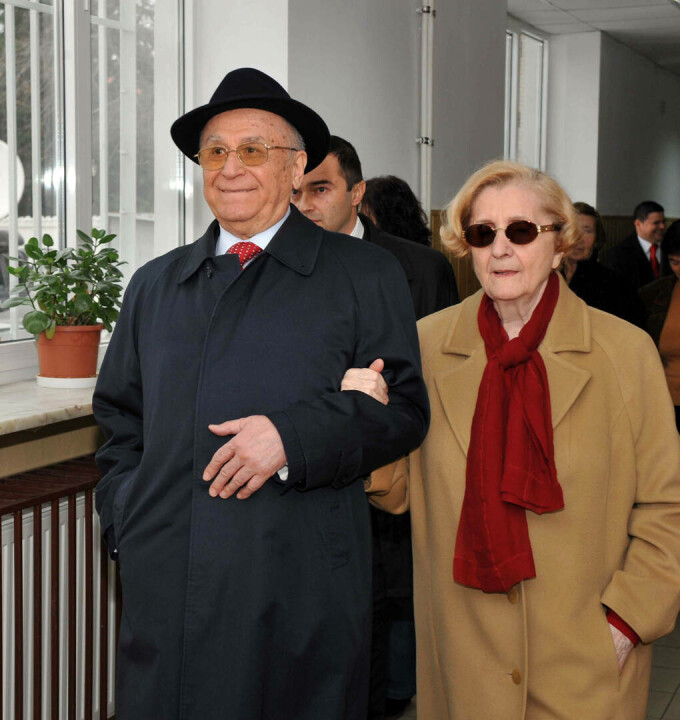 Ion Iliescu și soția lui, Nina