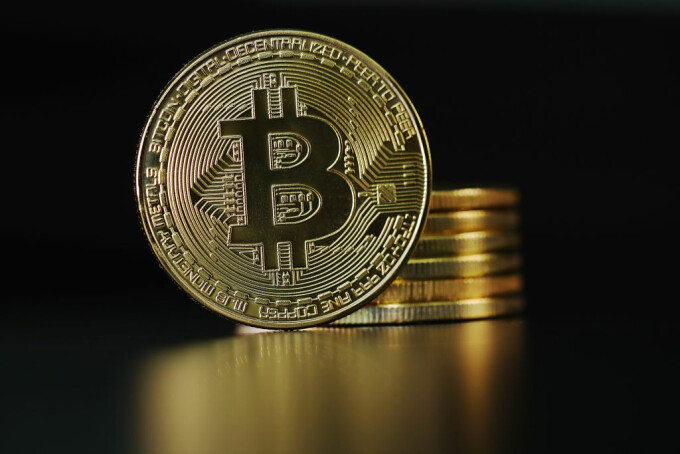 timpul de a investi în bitcoin