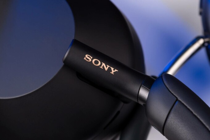 Căști over-the-ear Sony WH-1000XM5 cu anularea zgomotului