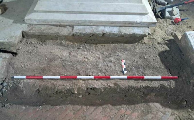 Mormânt Mircea cel Bătrân