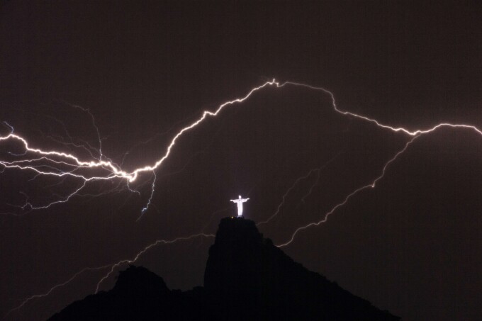 Iisus in Brazilia