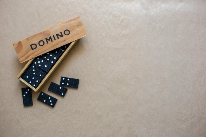 Domino joc