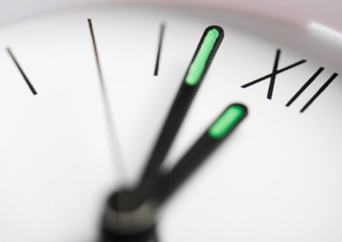 strategii 60 de secunde la ce oră închide piața forex
