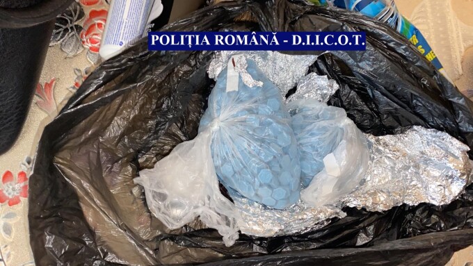 Bărbat din Călărași, prins de DIICOT cu droguri de mare risc și peste 10.000 de euro