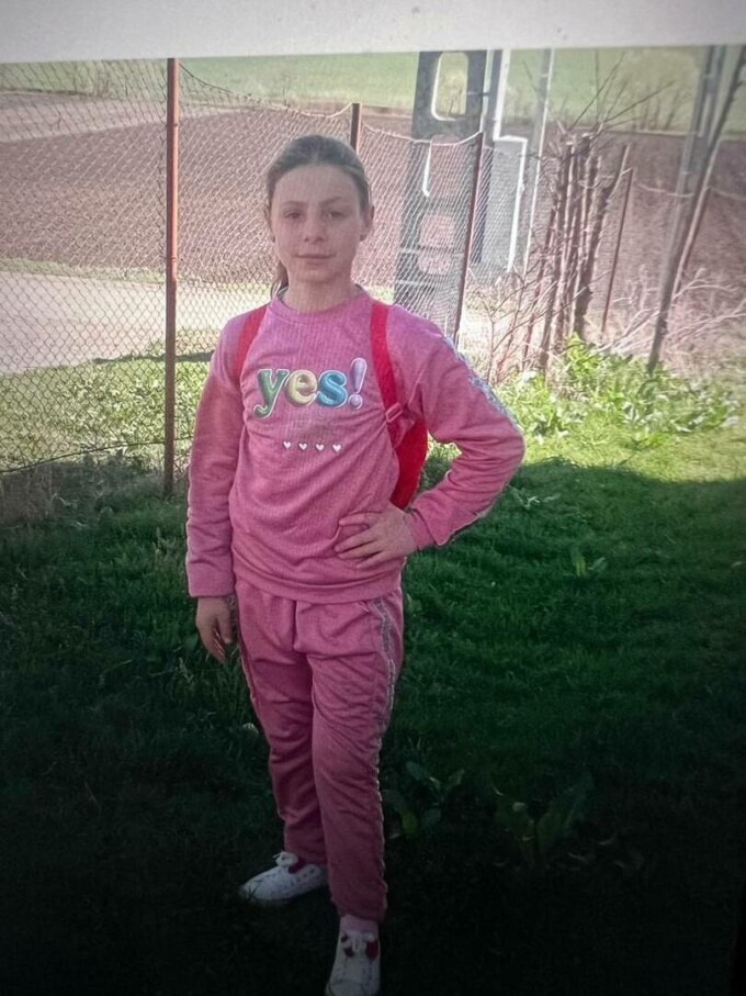Fată de 12 ani din judeţul Vaslui, căutată după ce a plecat de acasă şi nu s-a mai întors