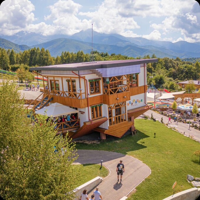 Parcuri de aventura destinatia anului 2025