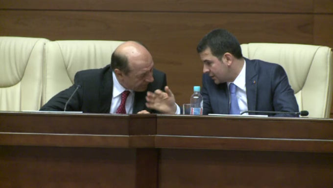 Traian Basescu si Daniel Constantin