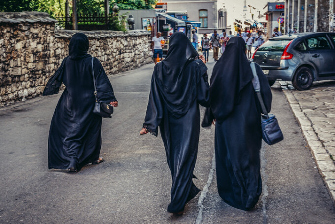 Femeile din Arabia Saudită, captive sub tutela bărbaţilor