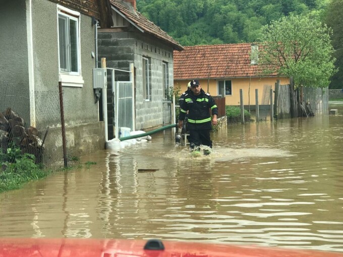 cod roșu inundații - 6