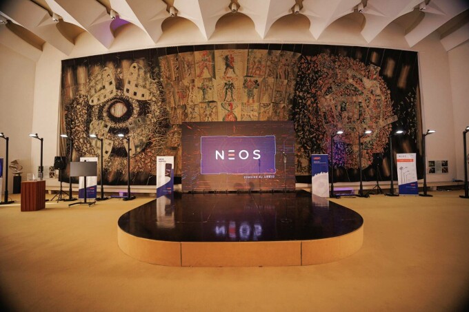 neos