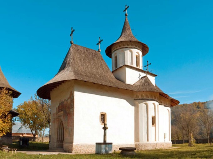 Biserica Pătrăuți 