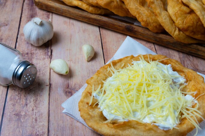 Lángos / Langoș