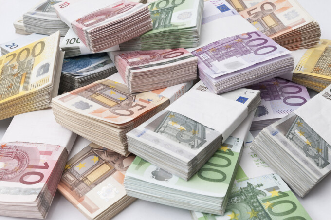 Cea mai mare fraudă fiscală din istoria Europei”: 55 de miliarde ...