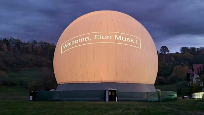 Bine ai venit Elon Musk