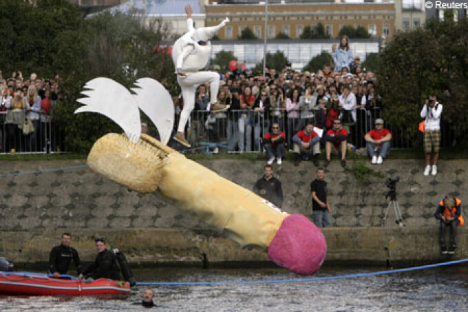 Penisul zburator din Riga