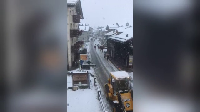 Vreme extremă în Europa. Un strat gros de zăpadă a acoperit Italia
