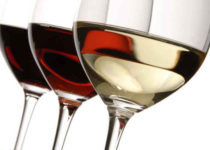 Alb sau rosu? Sec sau dulce? Cum alegi ce vin cumperi
