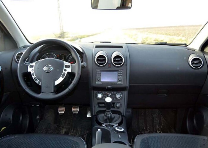 Japoneza de familie cu pretentii de SUV si consum incredibil: 3,5 la suta!
