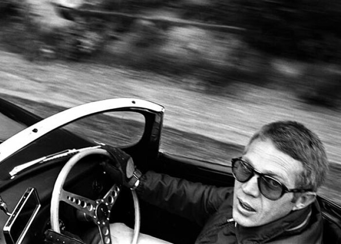 Licitatie pentru una dintre cele mai frumoase motociclete din istorie: Acesta este motorul de suflet al actorului Steve McQueen
